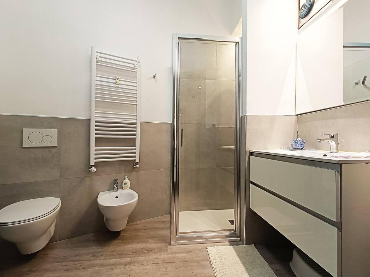 Genova Center Apartment - San Martino Luaran gambar