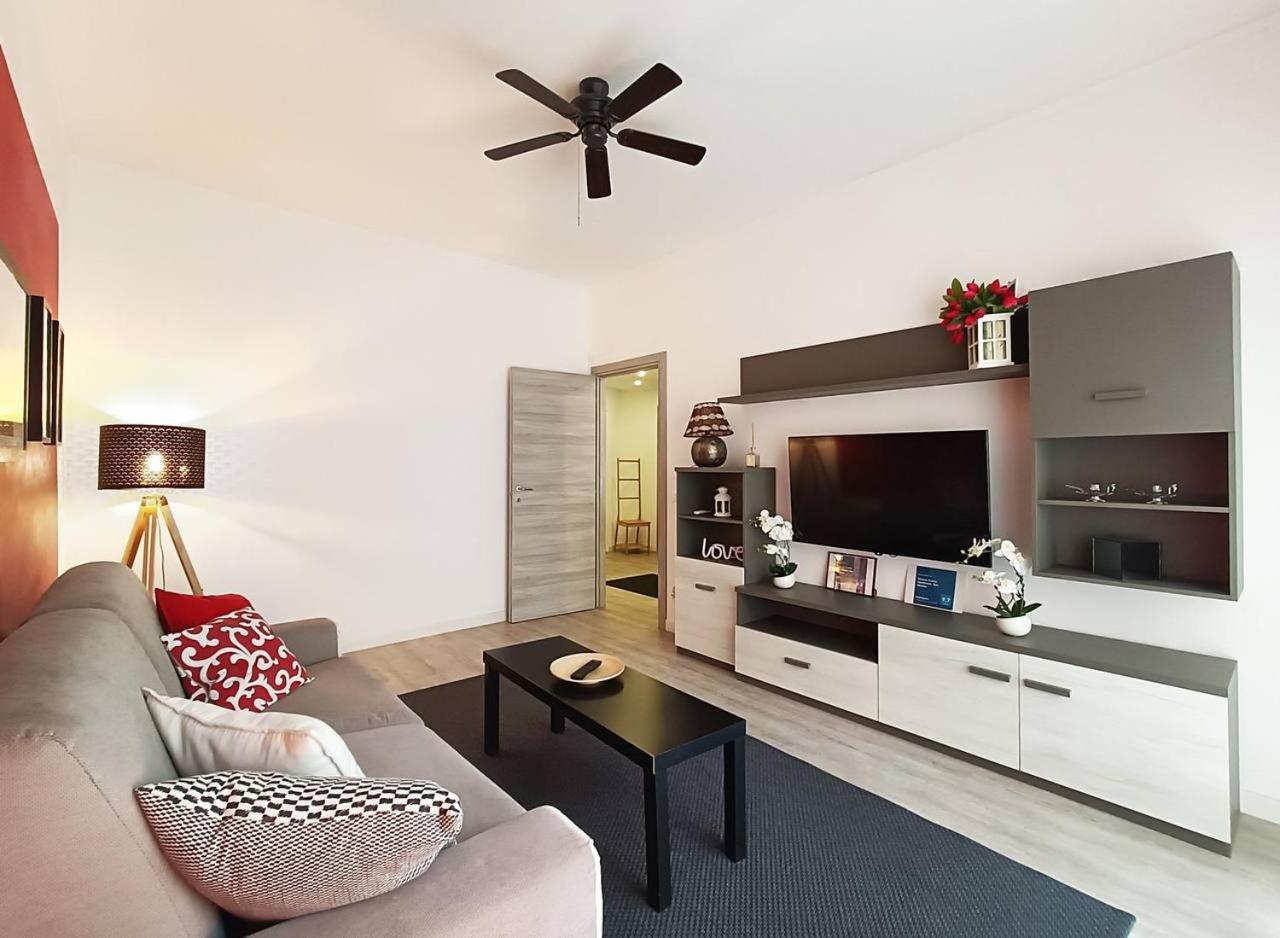 Genova Center Apartment - San Martino Luaran gambar