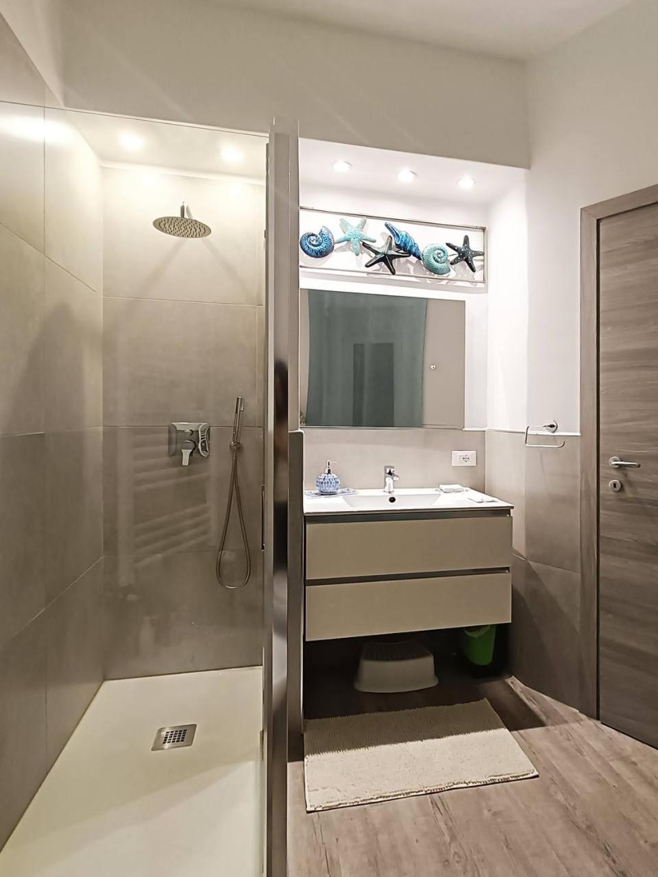 Genova Center Apartment - San Martino Luaran gambar